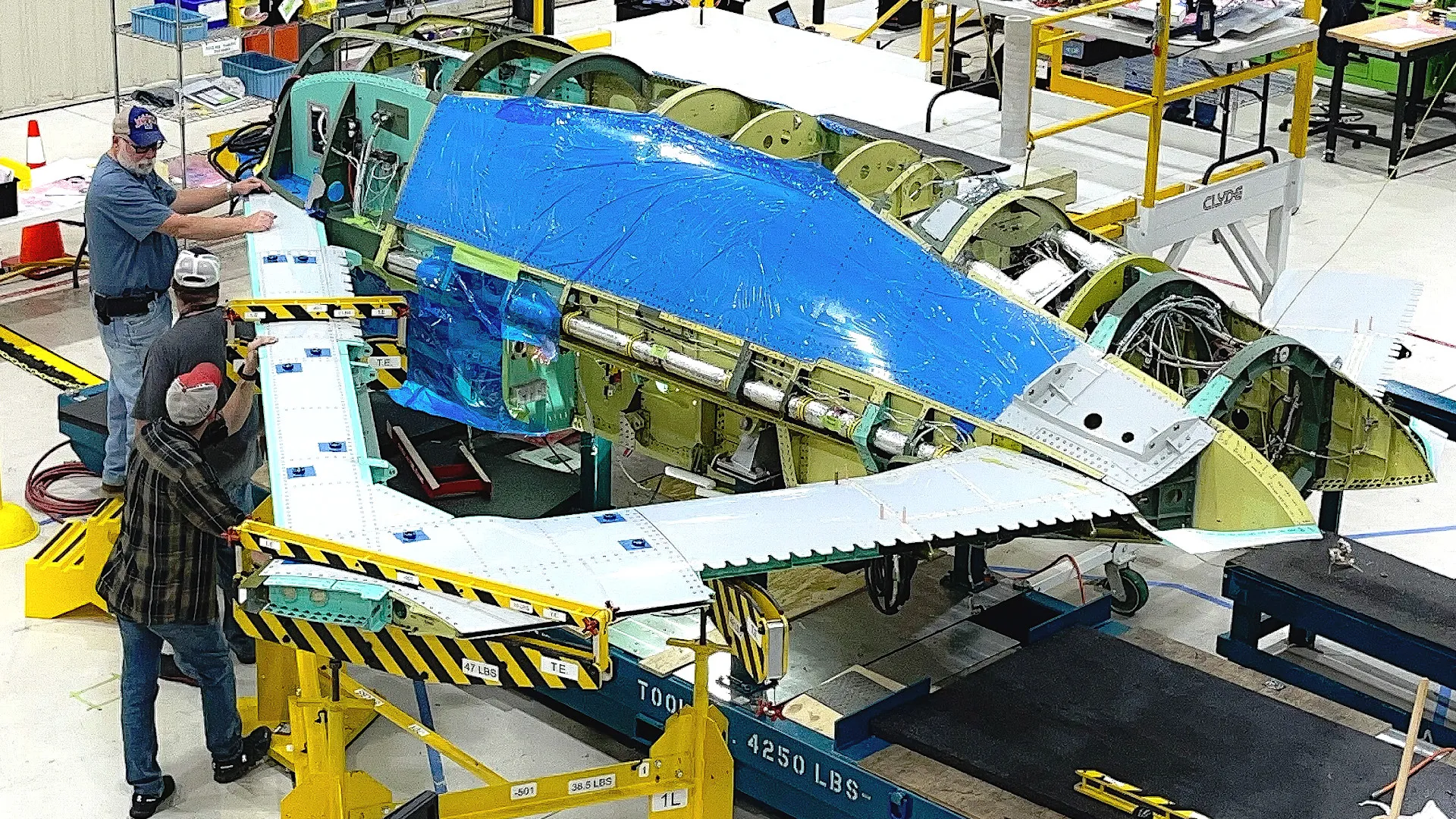 Hava Püskürtmeyle Manevra Yapan DARPA Uçağı Kanatlandı