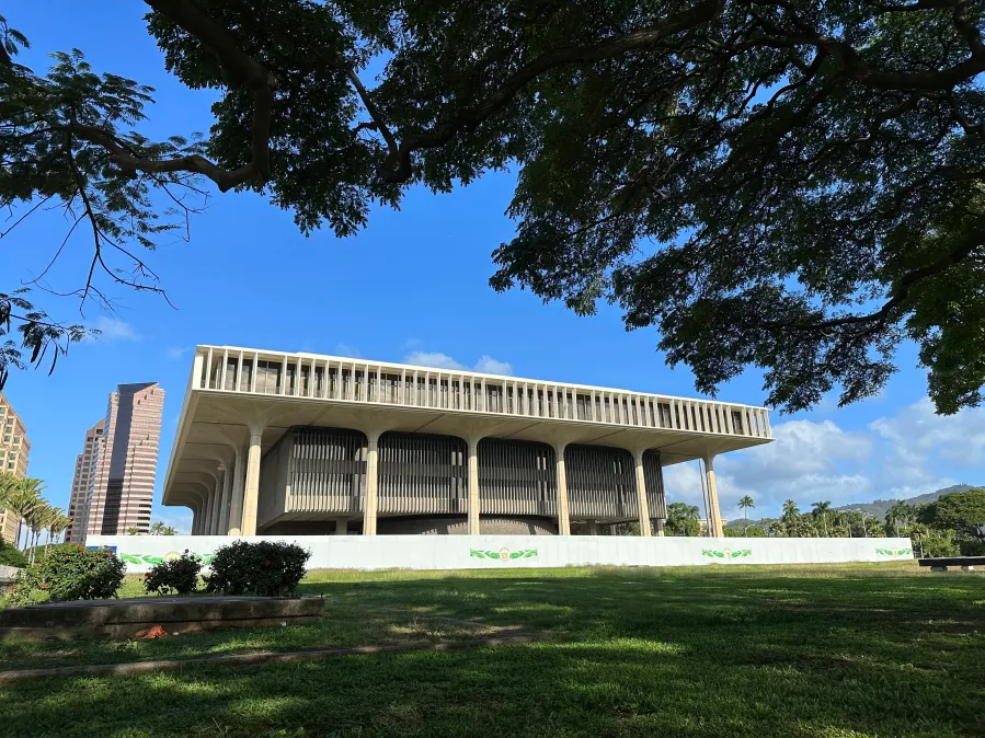 Hawaii Seçimlerinde İlerlemeciler Yeni Bir Sürpriz Peşinde