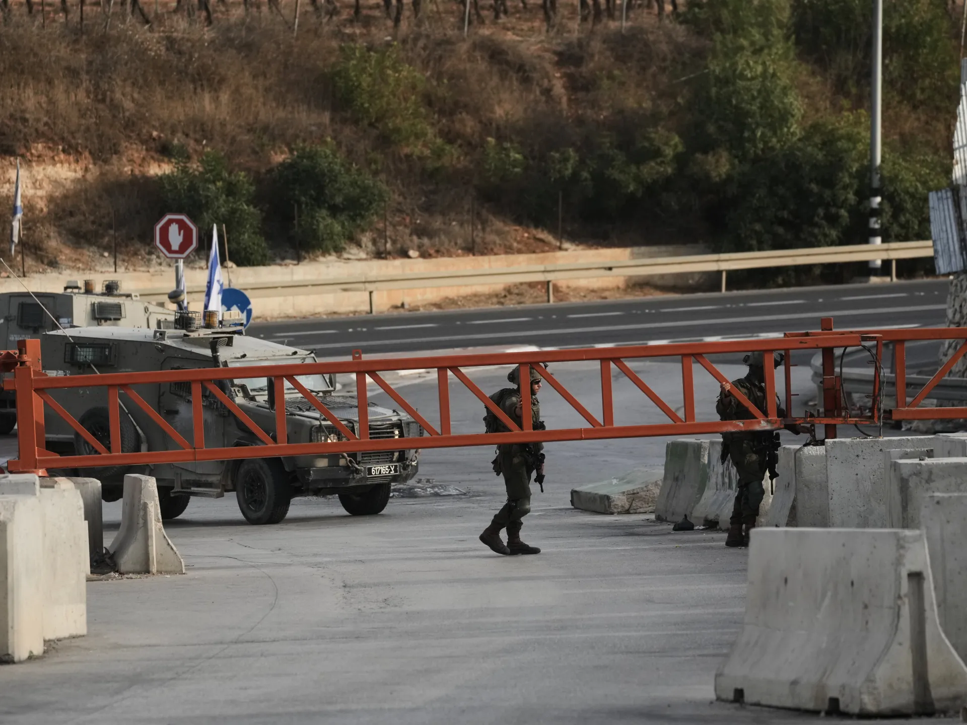 Hebron'da 2 binden fazla Filistinli evinden edildi