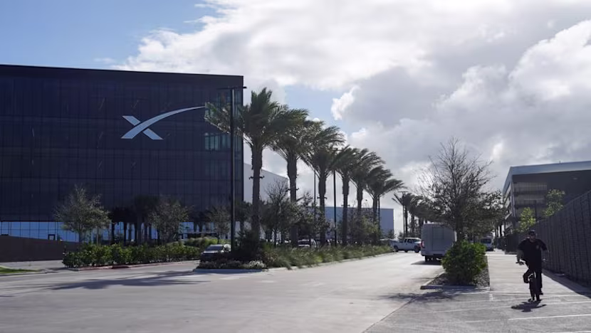 Hedge fonlar SpaceX halka arzı öncesi teknoloji hisselerini sattı