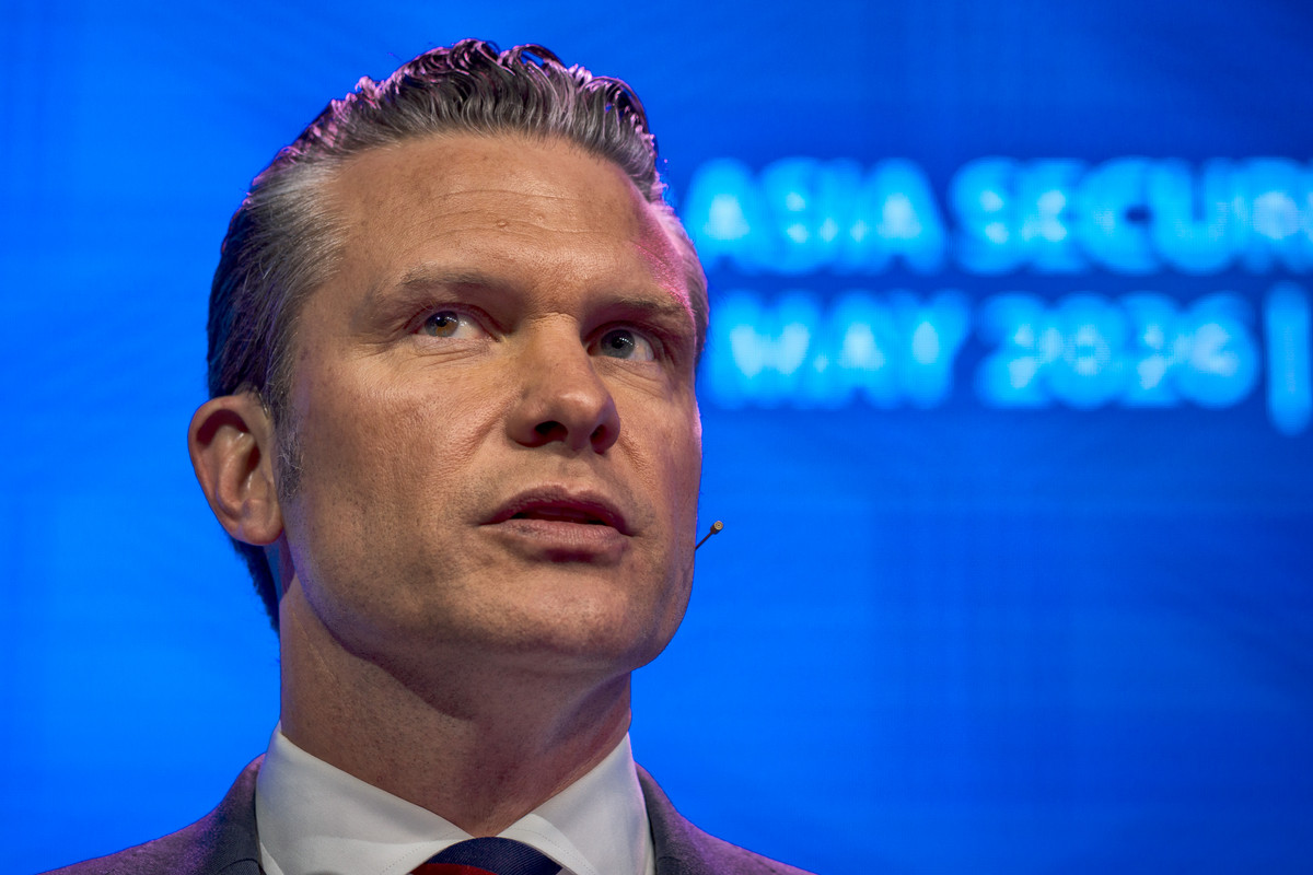 Hegseth'ten Hürmüz Boğazı açıklamasında çelişki: 'Hemen' ile 'henüz' arasında kalan süreç