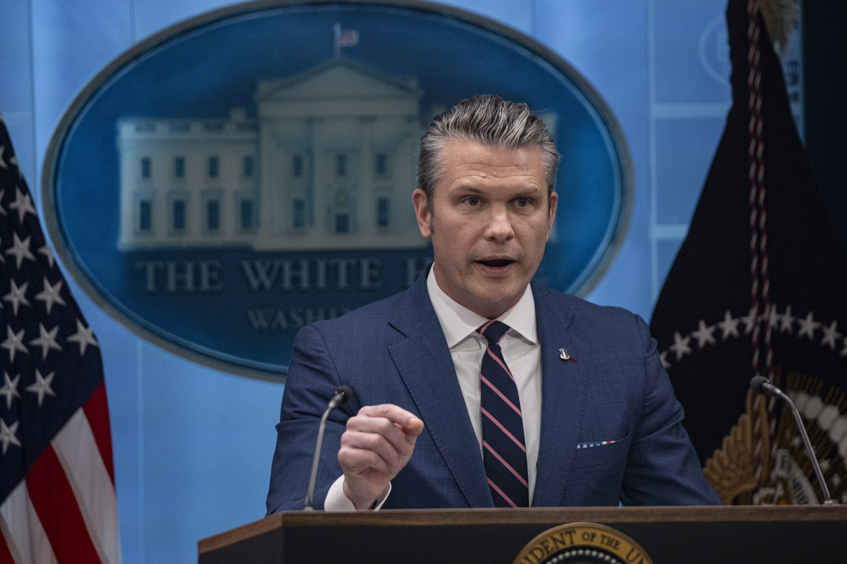 Hegseth: İran ya anlaşma ya yıkım ile karşı karşıya