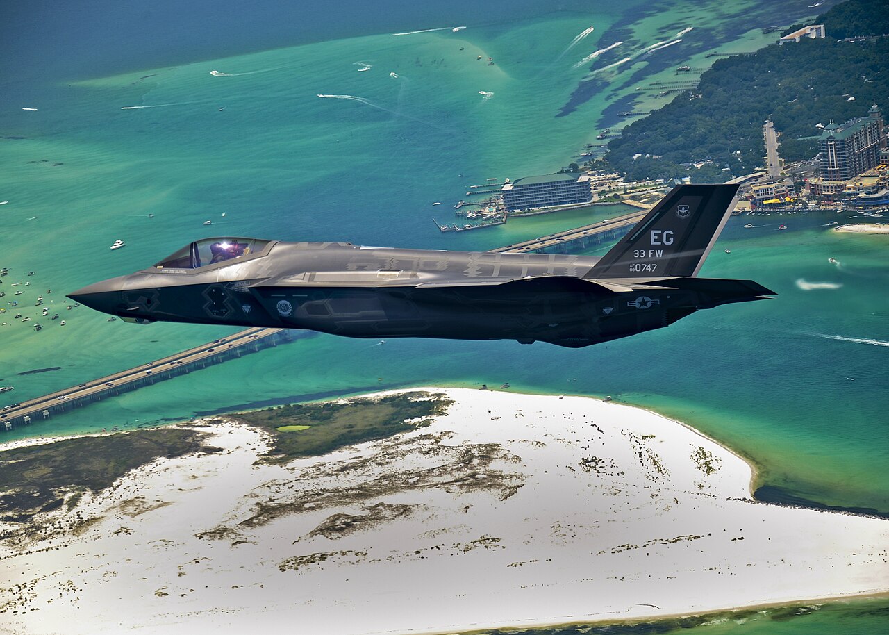 Hegseth, Türkiye'ye F-35 satışı görüşmesini iptal etti