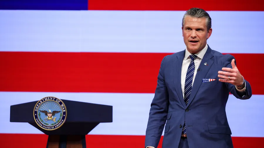 Hegseth'ten subaylara çarpıcı mesajlar: Savaşın geleceği, inanç ve yeni üs