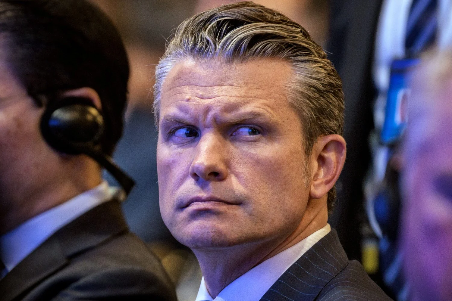 Hegseth'ten Yeni Zelanda'ya Savunma Uyarısı