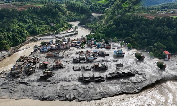 Himalaya Sel Felaketi Nepal Sınır Bölgesinde Ekonomik Çöküşü Getirdi
