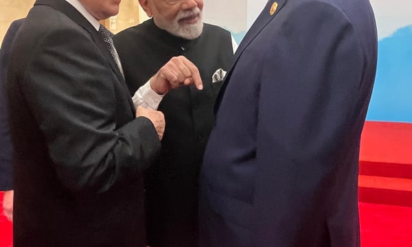 Hindistan BRICS'te Denge Arayışında: Çin ve Rusya Arasında Sıkışan Yeni Delhi