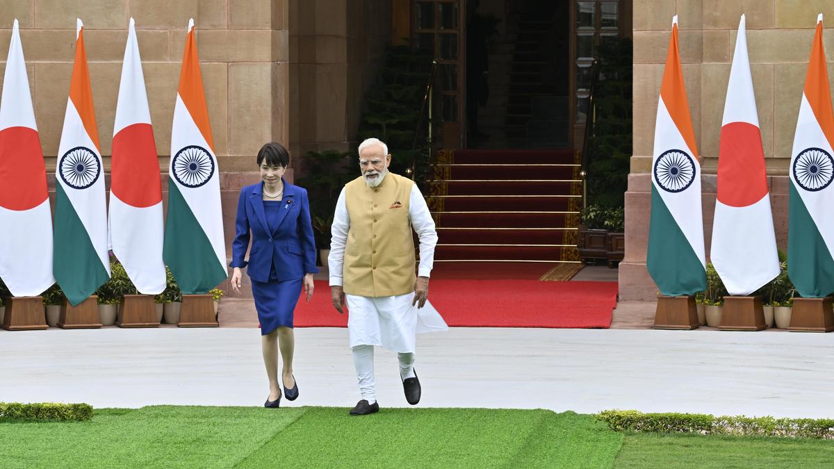 Hindistan ve Japonya'dan savunma iş birliği hamlesi