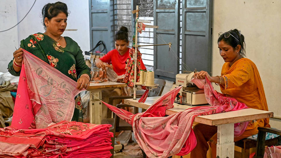 Hindistan'da Kadın İstihdamı Neden Düşük