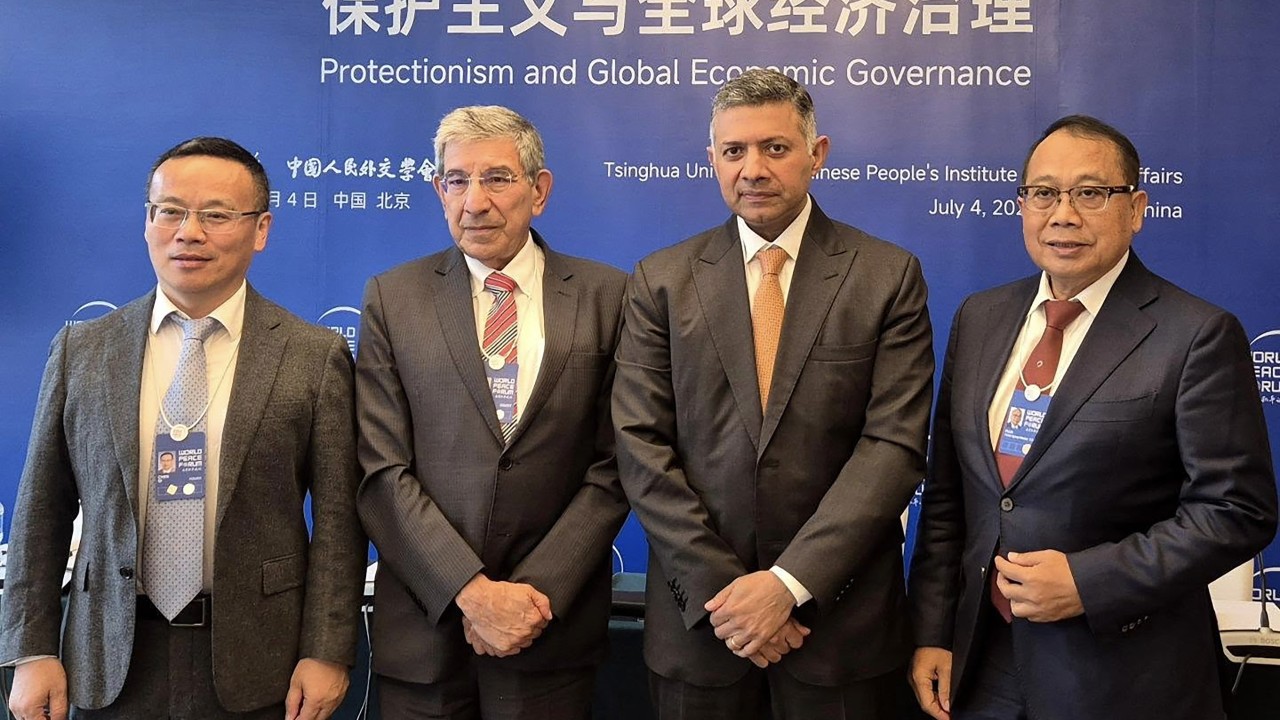 Hindistan'ın Pekin Büyükelçisi AIIB Modeliyle Ekonomik İşbirliği Çağrısı Yaptı