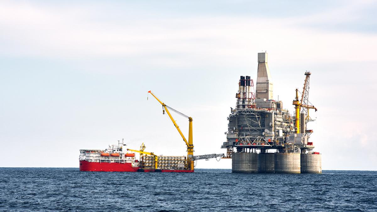 Hindistan Rus petrolü ithalatındaki artışı stratejik olarak savundu
