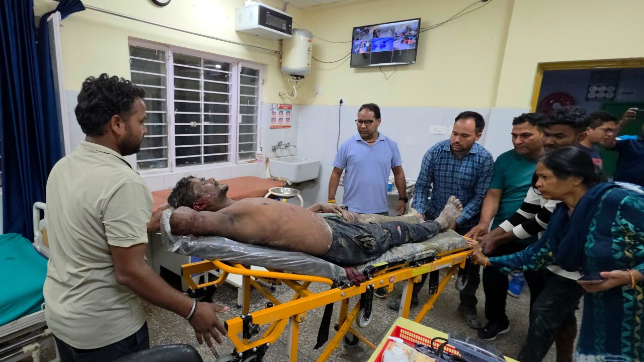 Hindistan'da Tünel Çökmesi: 7 İşçi Hayatını Kaybetti