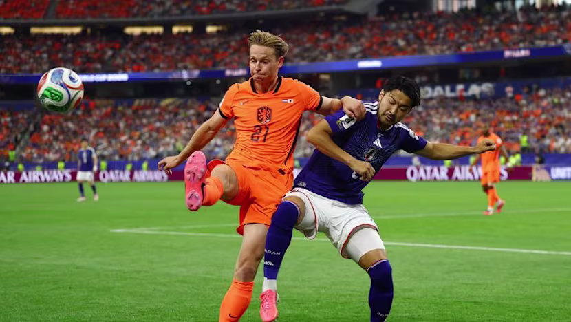 Hollanda, İsveç Maçında De Jong'u İlk 11'de Oynatacak