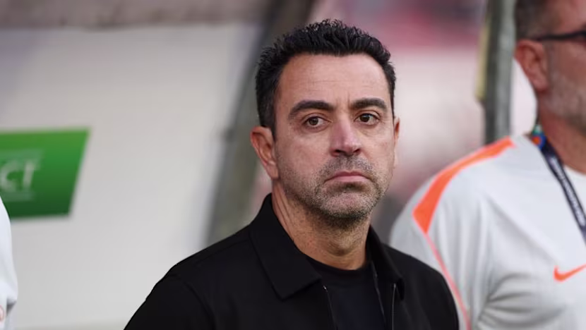 Hollanda Teknik Direktörü Xavi, Yeni Uluslararası Pencereye Eleştirilerde Bulundu