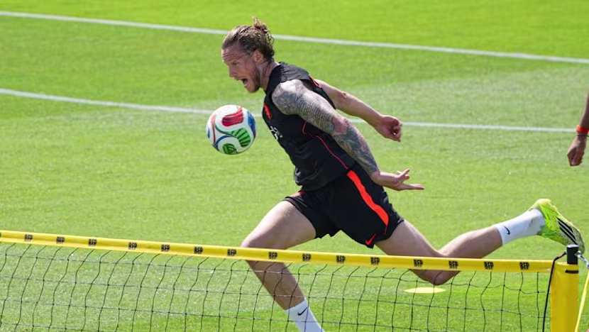 Hollandalı golcü Weghorst, Ajax'tan Twente'ye transfer oldu