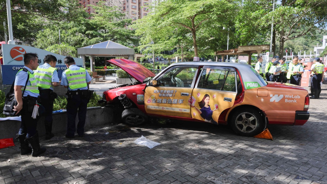 Hong Kong 24 Sürücüyü Tutukladı: 4.000 Ceza Yoldaki Uyarılara Rağmen
