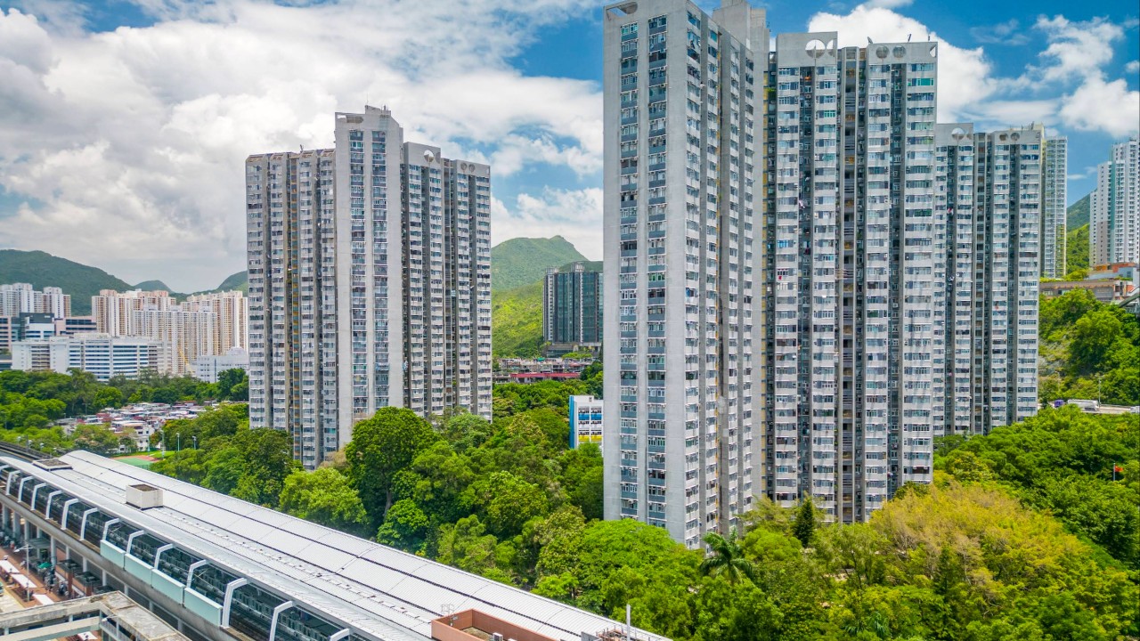 Hong Kong'da 48 asansörde yangın güvenliği skandalı: Sahte beyan iddiası