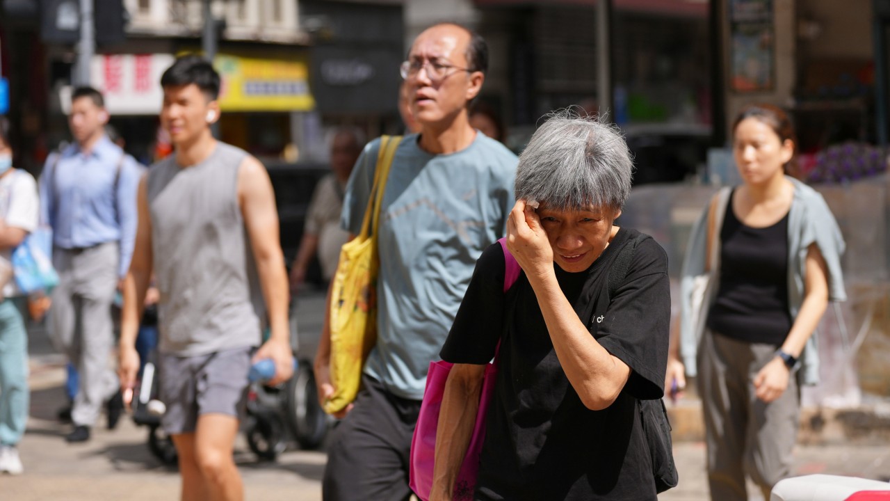 Hong Kong'da Aşırı Sıcaklık Eylem Planı Eksikliği Uyarısı