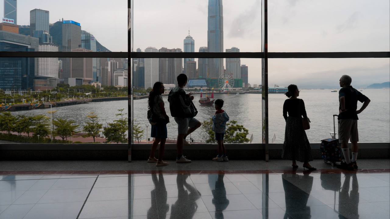 Hong Kong Asya'nın En Uluslararası Şehri Ünvanını Korudu, Singapur'a Farkı Açtı