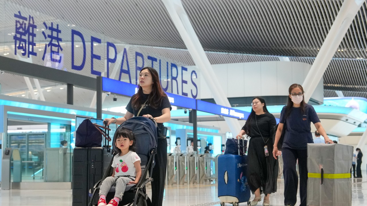 Hong Kong ve BAE havalimanları salgın erken uyarı merkezi olabilir