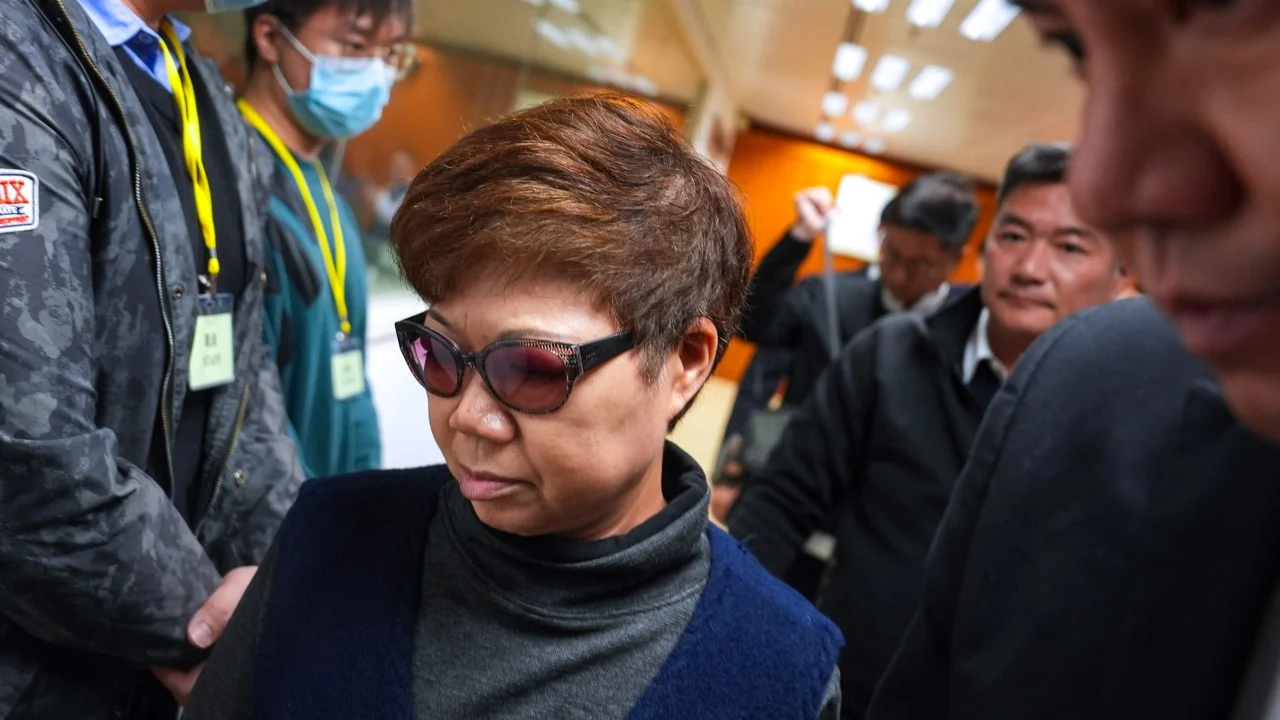 Hong Kong'da İtfaiye Skandalı: İlçe Meclis Üyesi İstifa Etti