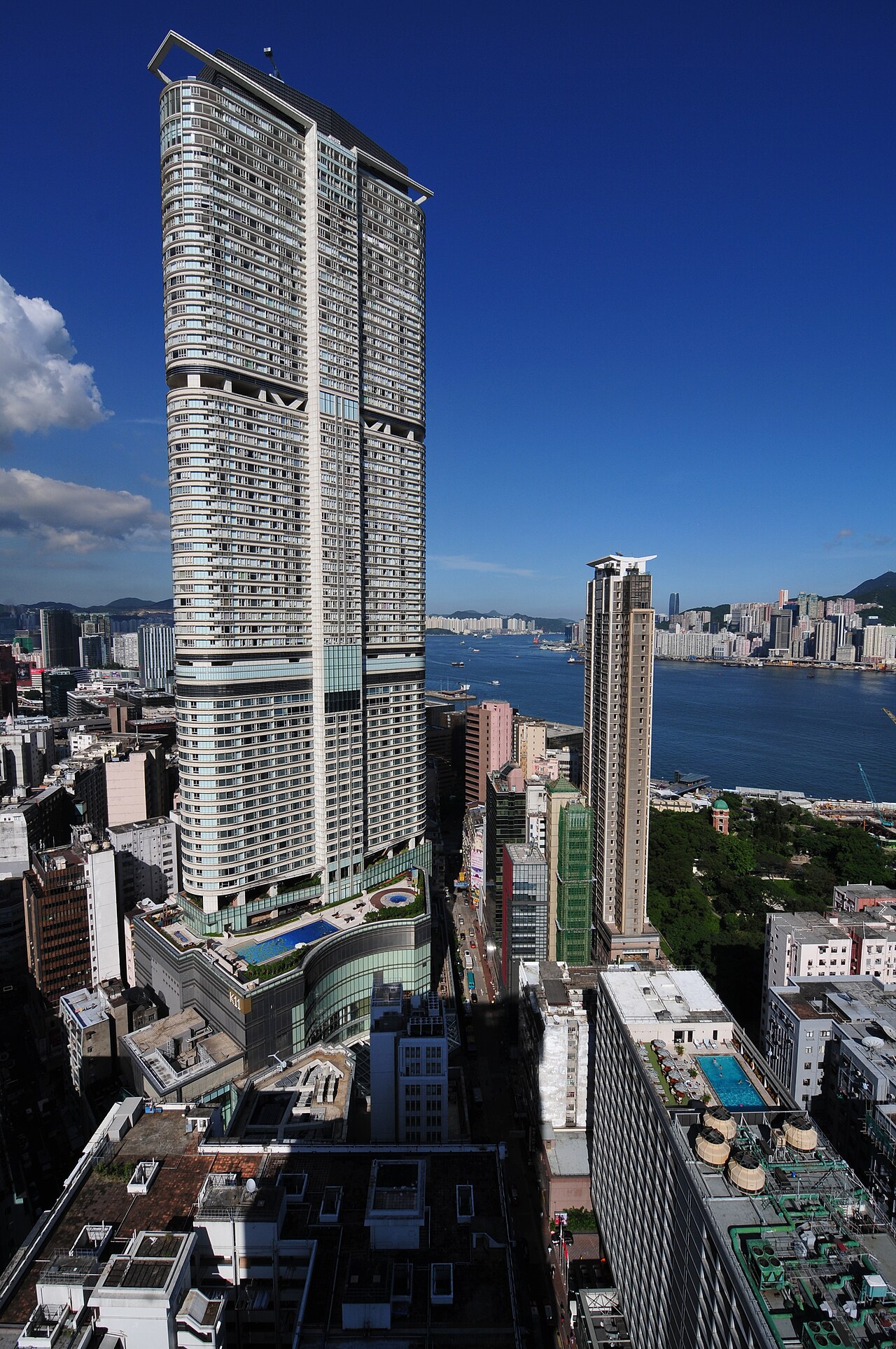 Hong Kong'da Lüks Kira 2026'da Yüzde 5 Artacak