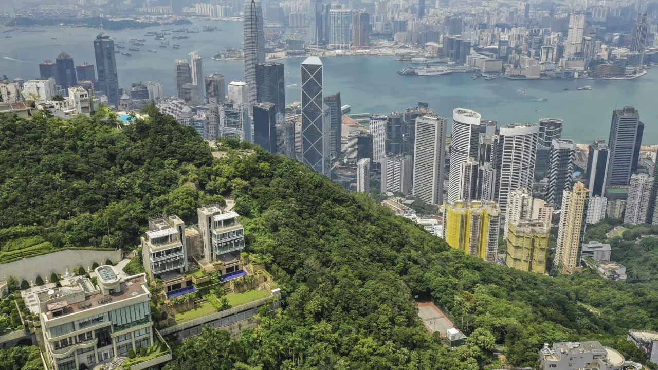 Hong Kong'un Zirvesinde 13.4 Milyon Dolarlık Emlak Satışı