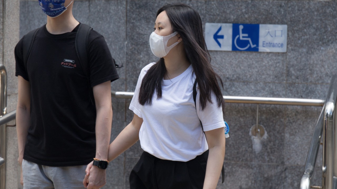 Hong Kong'da eski hukuk öğrencisine 2019 protestolarında suçlu kararı