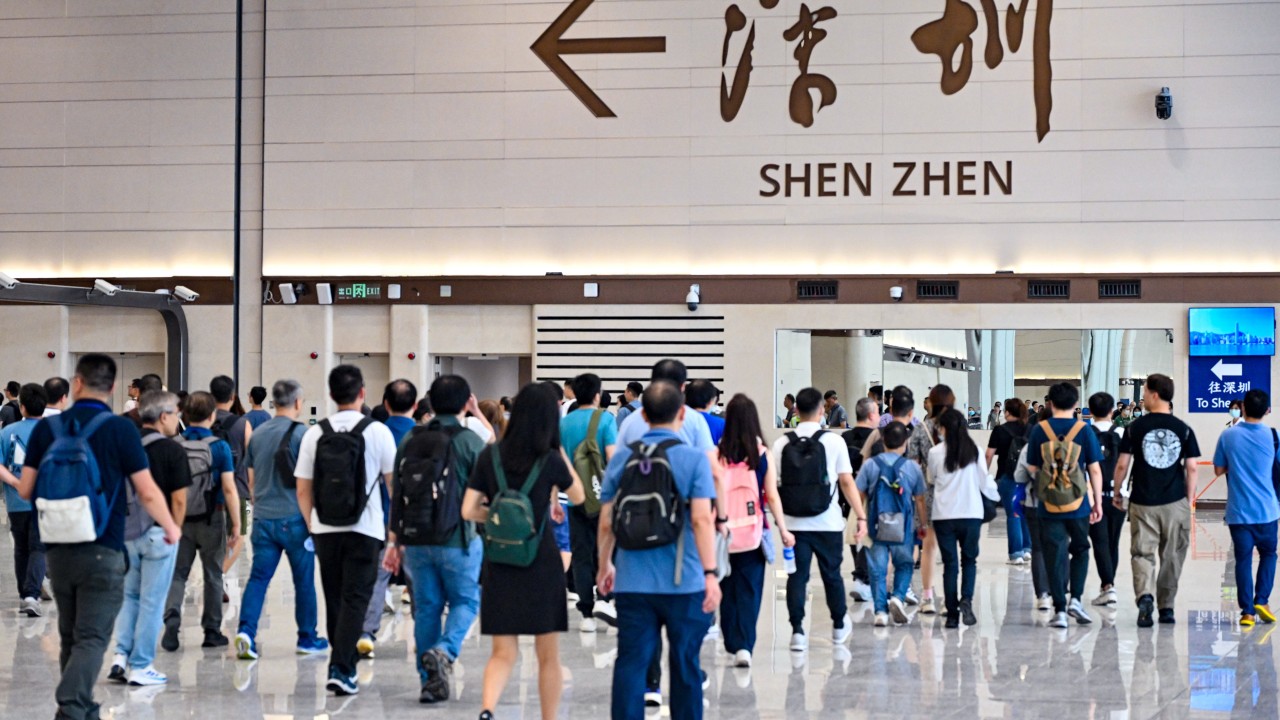 Hong Kong, Yenilenen Huanggang Sınır Kapısında İlk Büyük Tatbikatını Yaptı