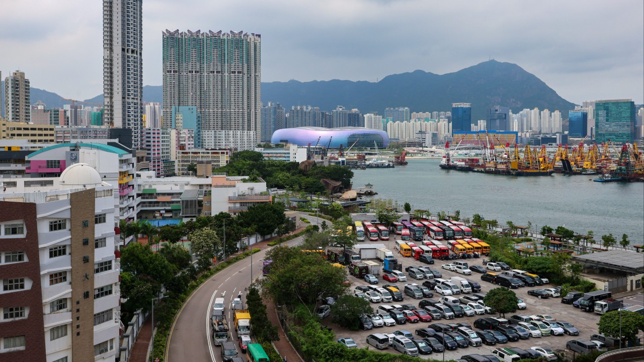 Hong Kong'da Kowloon Dönüşümü Hızlanıyor: 7 Dev, Su Kenarı Projesi İçin Yarıştı
