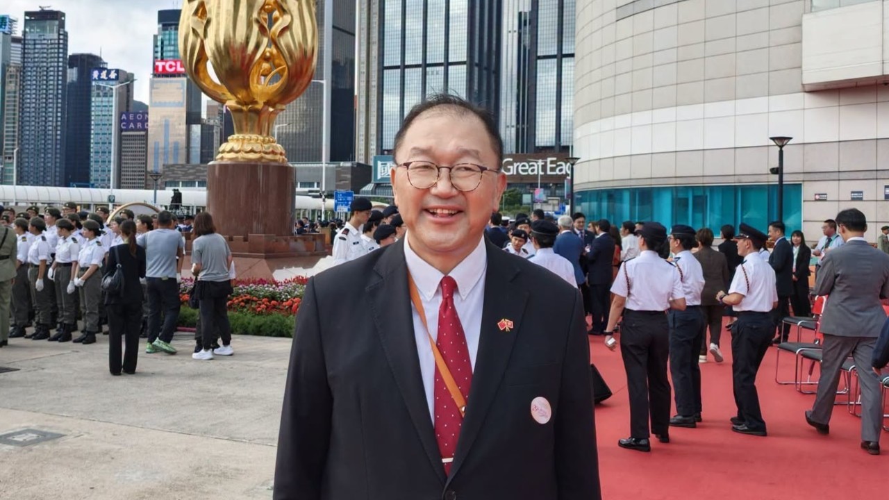 Hong Konglu Vekil Wong, Tutuklanmasını Bildirmediği İçin Soruşturma Geçirecek
