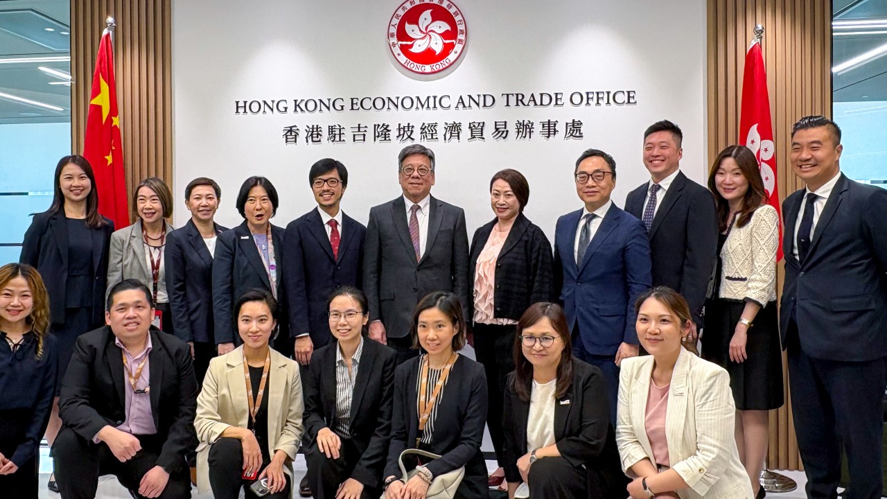 Hong Kong Malezya'da ticaret ofisi açtı: Körfez Bölgesi'ne köprü