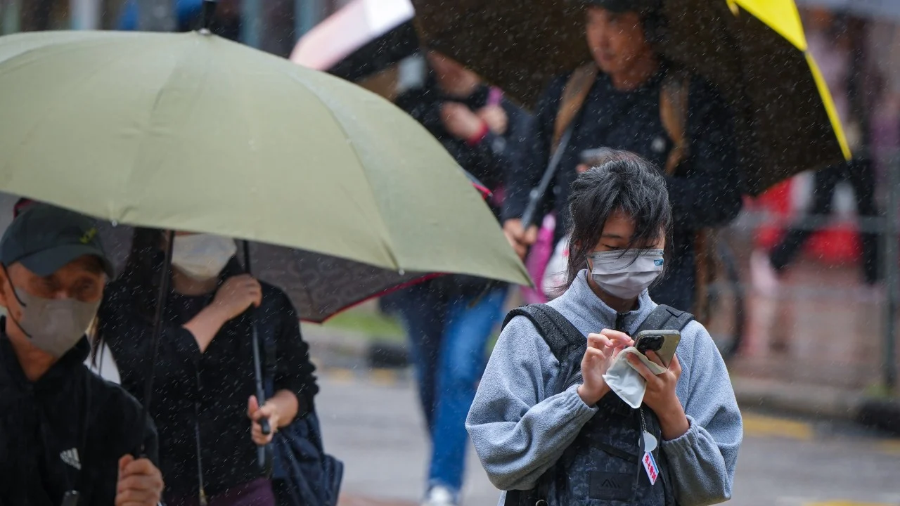 Hong Kong’da öğrenci intiharları: Sevginin yokluğu büyüyen bir tehdit