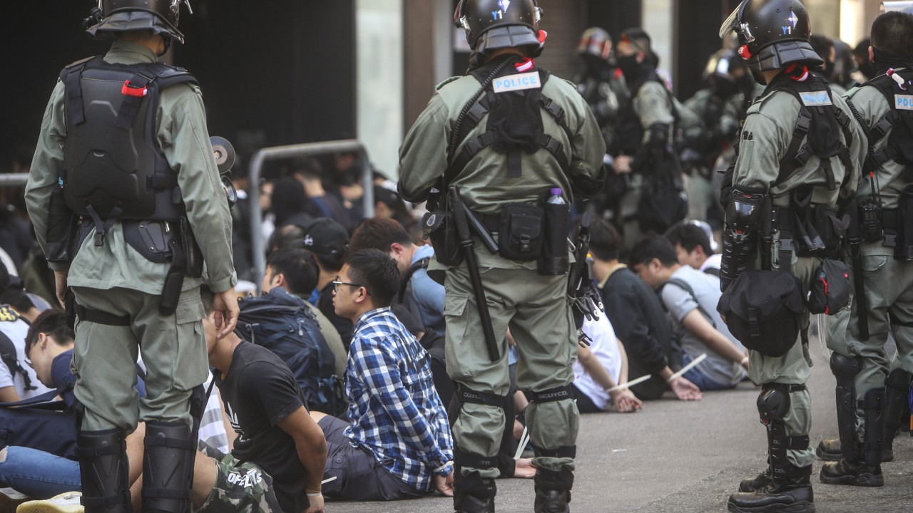Hong Kong'da pişman protestoculara öncelikli dava incelemesi