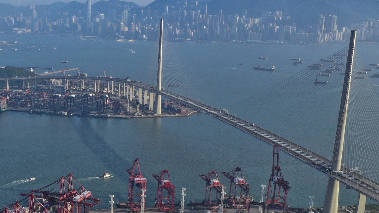 Hong Kong Stonecutters Adası açıklarında boğulan adamın ölümü soruşturuluyor