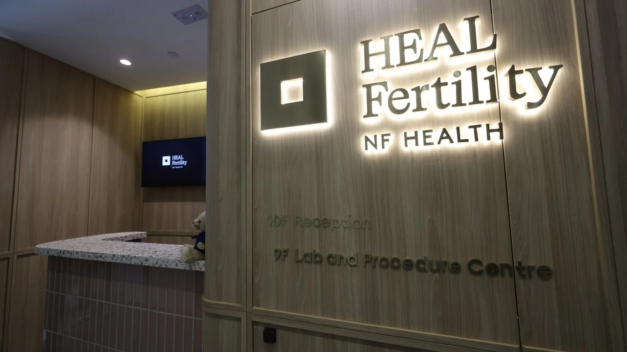 Hong Kong'da tüp bebek skandalı: Embriyo hatası nedeniyle klinik kapatıldı