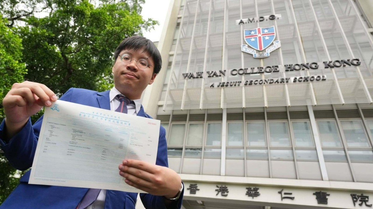 Hong Kong sınavında neredeyse tamamen kör öğrenci ilk 10’da