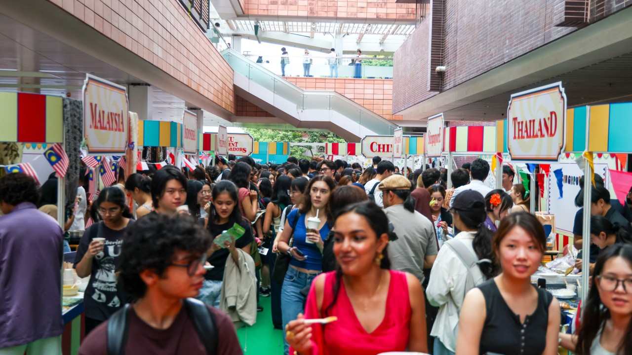 Hong Kong Üniversitelerinde Yabancı Öğrenci Ücretlerine %26 Zam