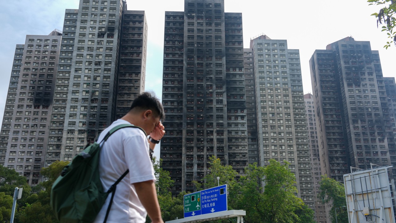 Hong Kong'daki yangın felaketi: Uzmanlar 'benzeri görülmedi' diyor