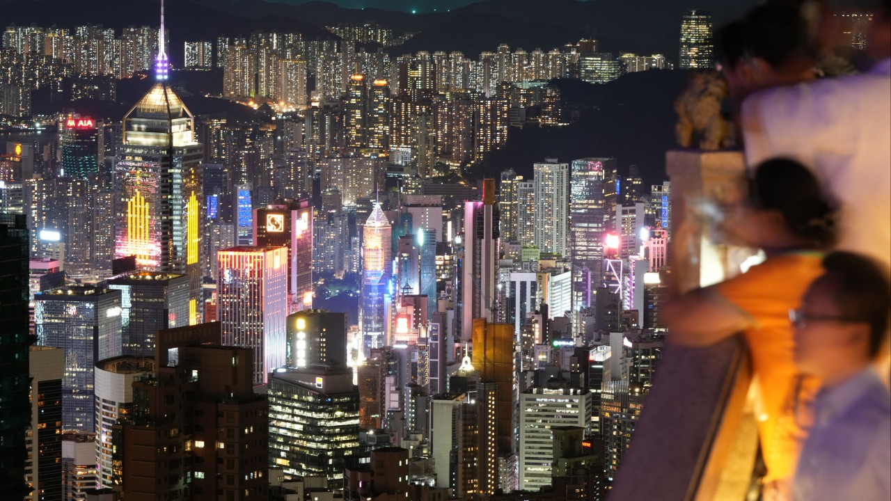 Hong Kong’un Yapay Zeka Hedefi İçin Enerji Kritik