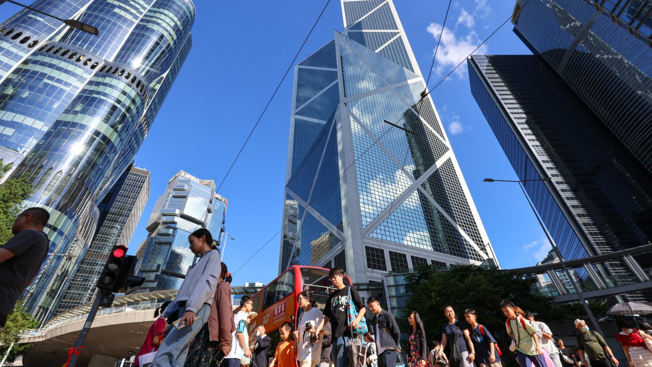 Hong Kong yetenek planları GSYH'ye yıllık %1,2 katkı sağlayabilir
