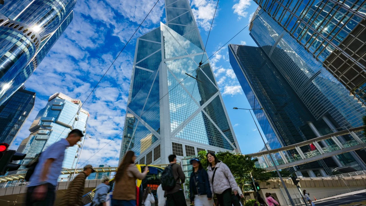 Hong Kong'ta yönetilen varlıklar 5,38 trilyon dolarla rekor kırdı