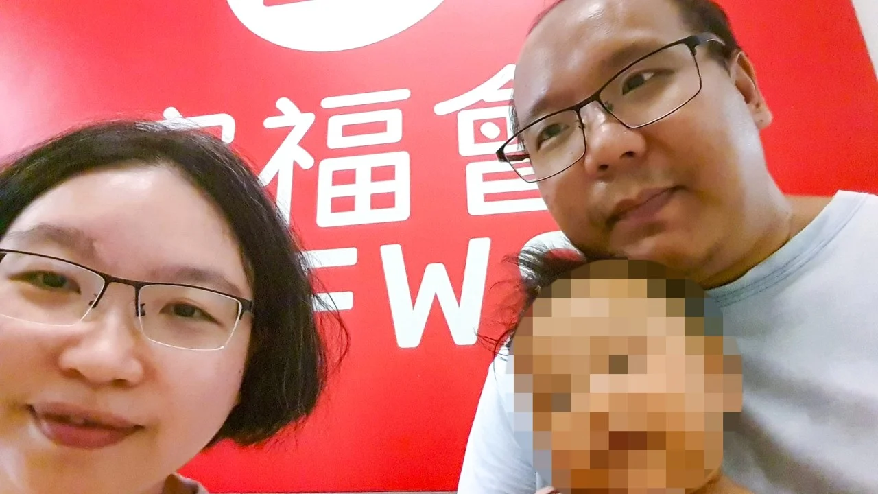 Hong Konglu aile: Bebek Danny alıkonuldu, kız kardeşi İsveç’ten dönmeyebilir