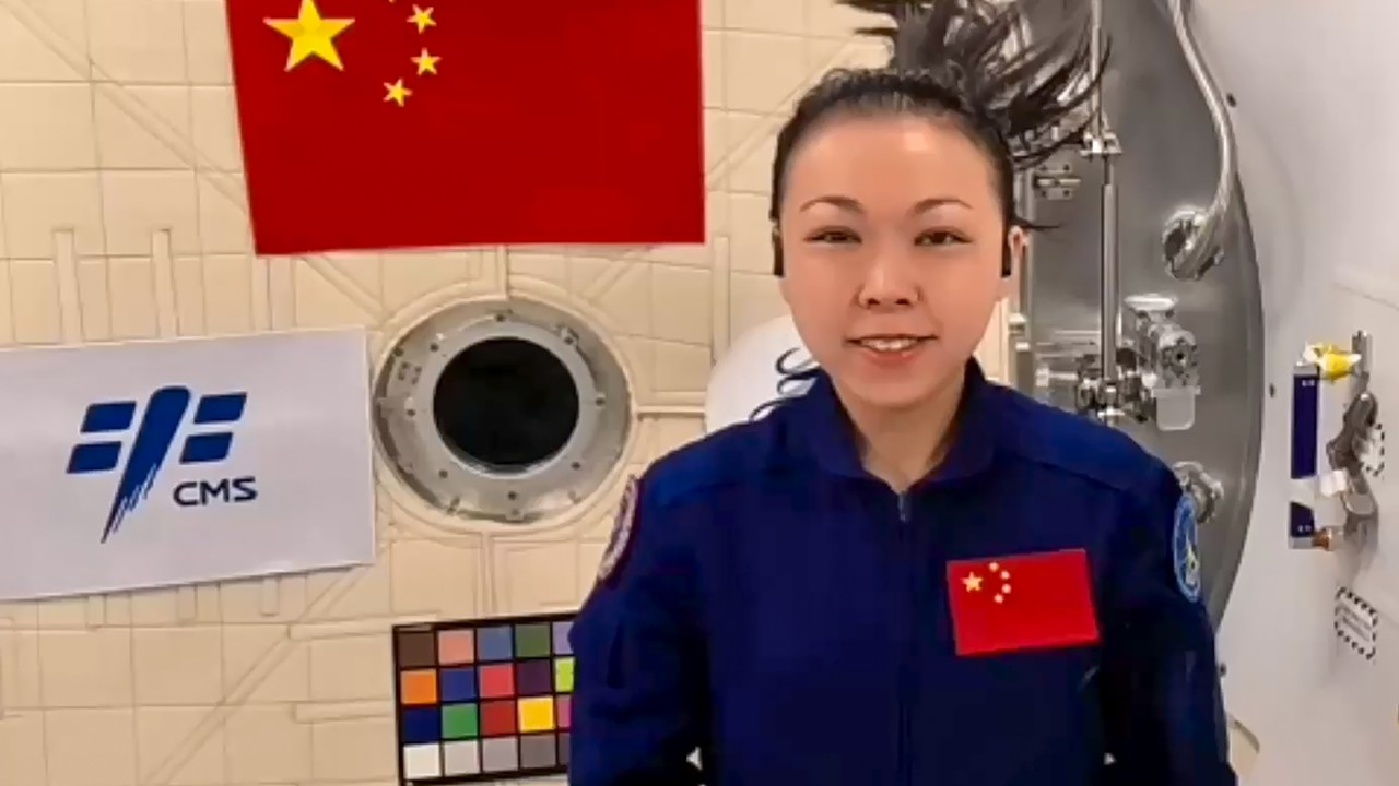 Hong Konglu astronot uzaydan Ay Festivali kutladı