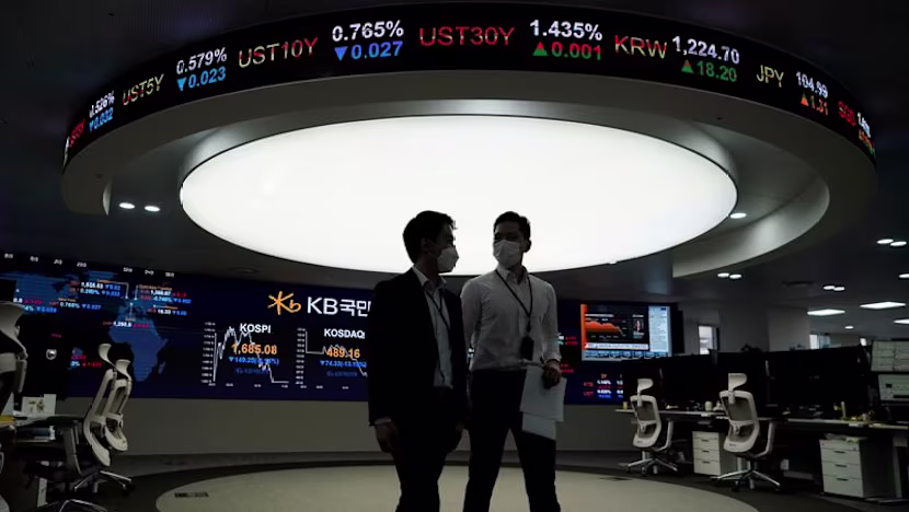 HSBC, yapay zeka harcama endişeleriyle gelişen piyasa hisselerine 'ağırlık artır' tavsiyesini kaldırdı