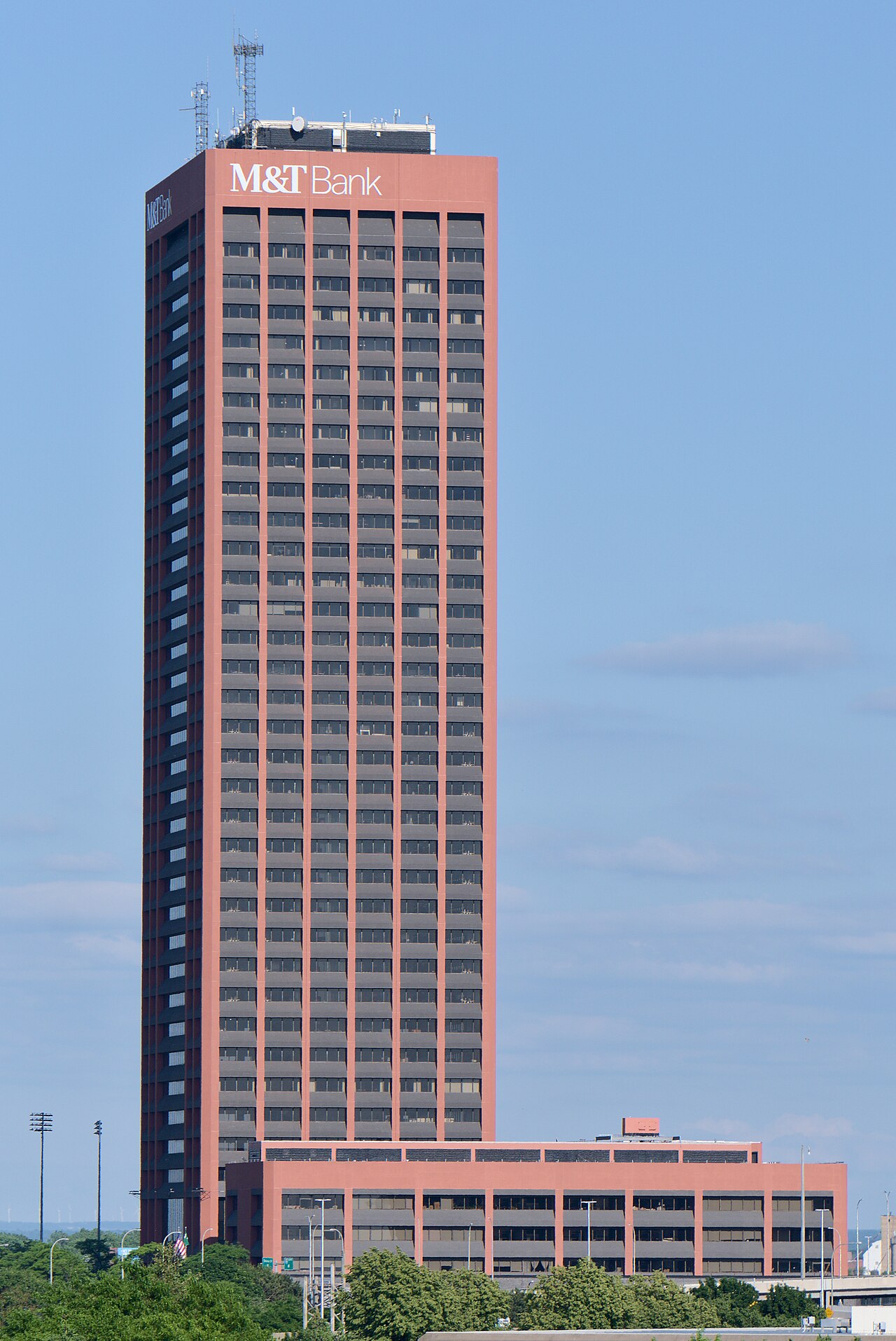 HSBC Kulesi 800 Milyon Dolara Satılık