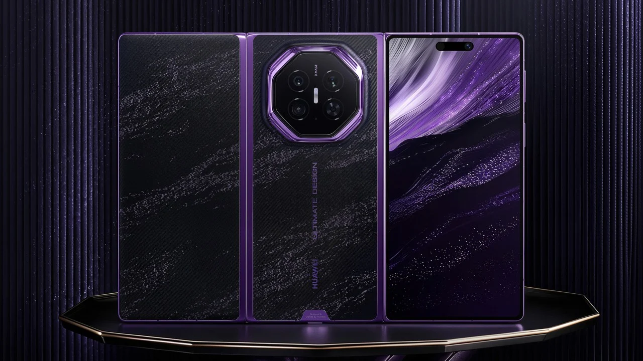 Huawei, Tau Yasası Tabanlı Kirin Çipli Yeni Üçe Katlanabilir Telefonunu Tanıttı