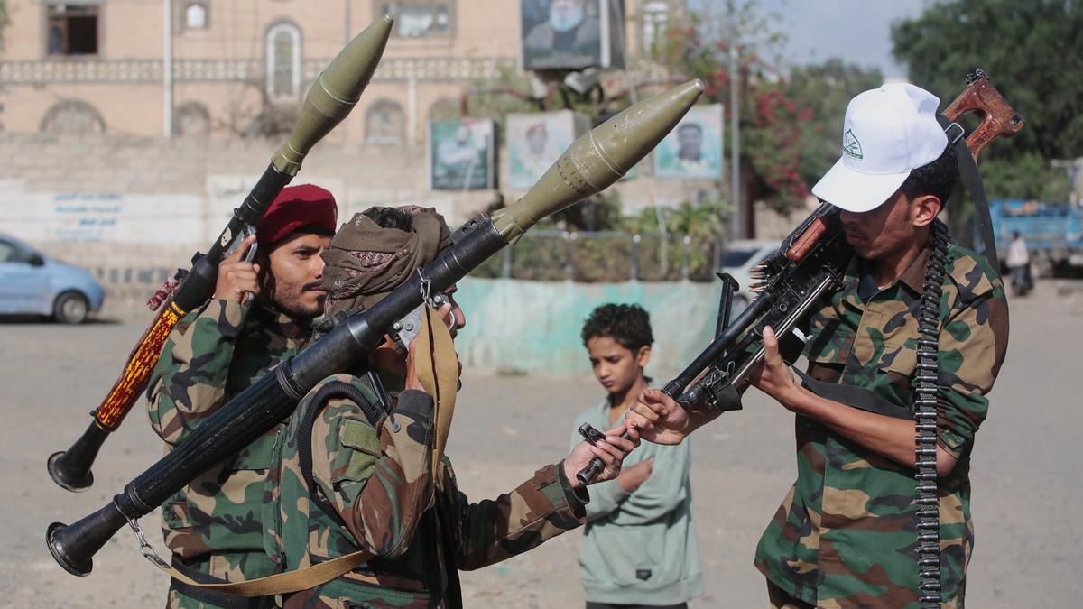 Husiler: Suudi koalisyon saldırısı Yemen'in kuzeyinde 9 kişiyi öldürdü
