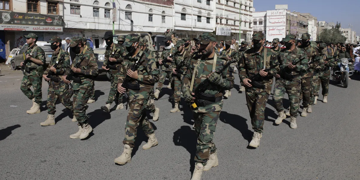 Husilerin Hızlı İlerleyişi ABD ve Suudi Arabistan'ı Yemen'e Geri Çeker mi