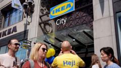 Ikea yaşam maliyeti krizinde fiyatları düşürüyor